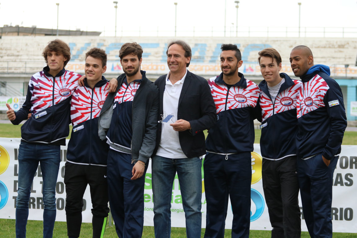 4x200M Athl.Club96 Vigevano2016