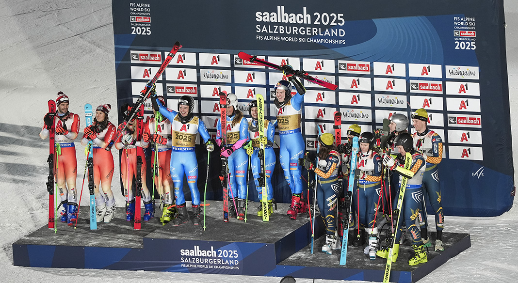 podio saalbach parallelo foto FISI