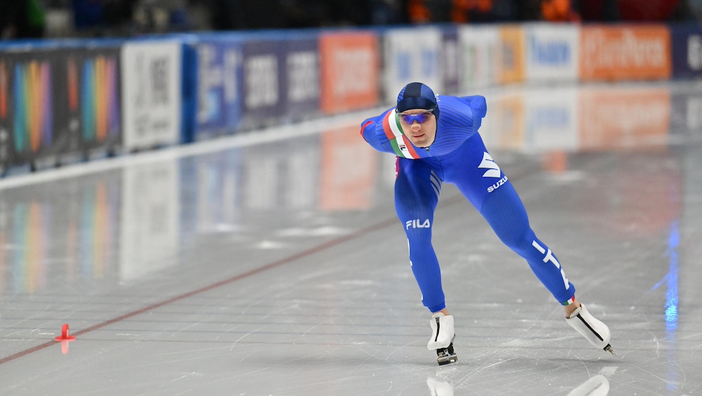 epa12640733 Riccardo Lorello of Italy in action during the Men's 5000m on the second day of the ISU European Speed Skating Championships in Tomaszow Mazowiecki, Poland, 10 January 2026.  EPA/Piotr Polak POLAND OUT