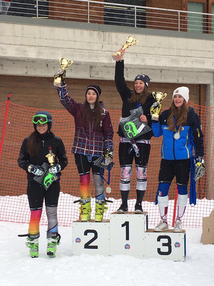 PODIO SANTACAT ALLIEVI FEMMINILE