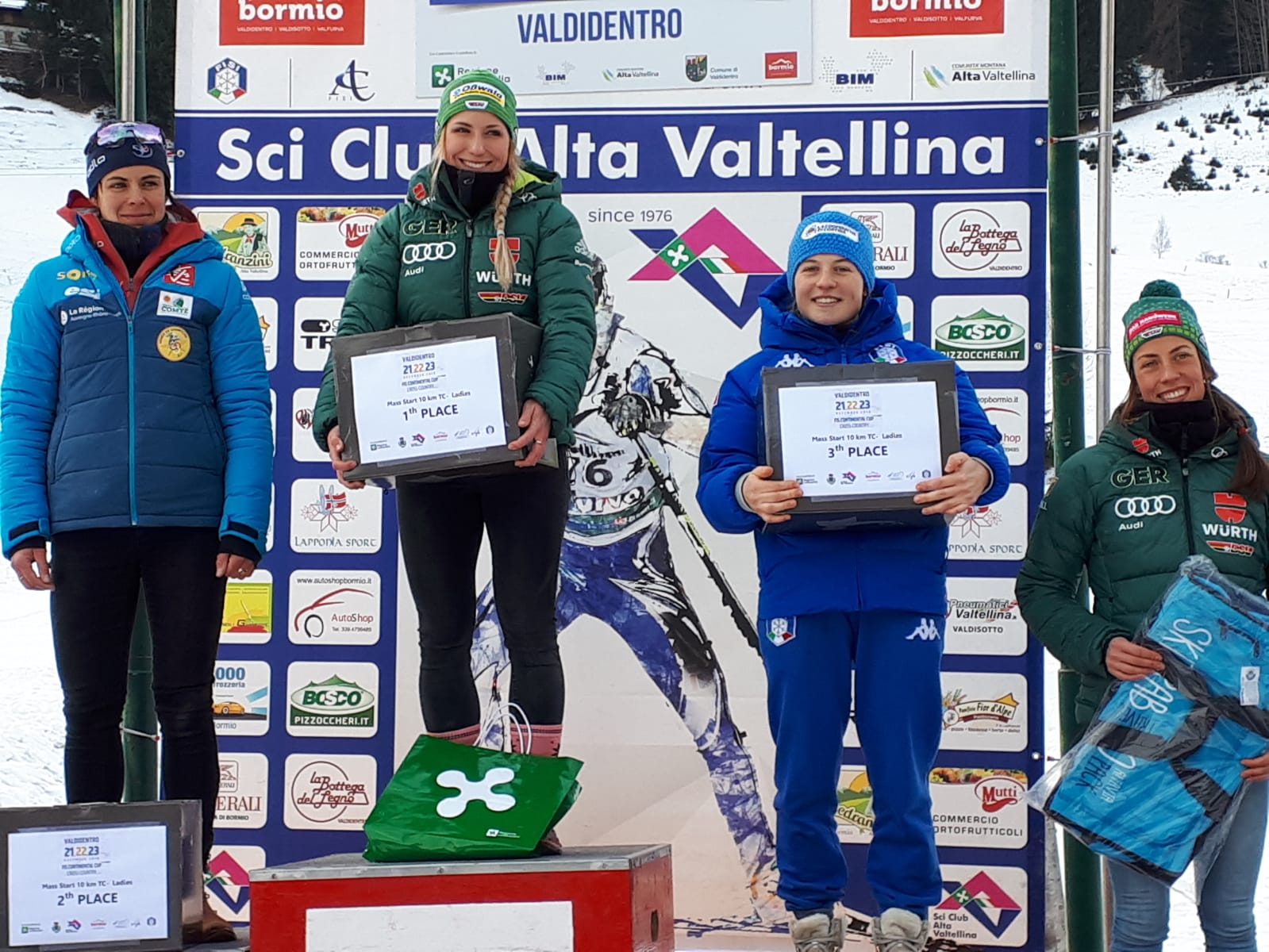 Podio femminile ASSOLUTA Mass Start 